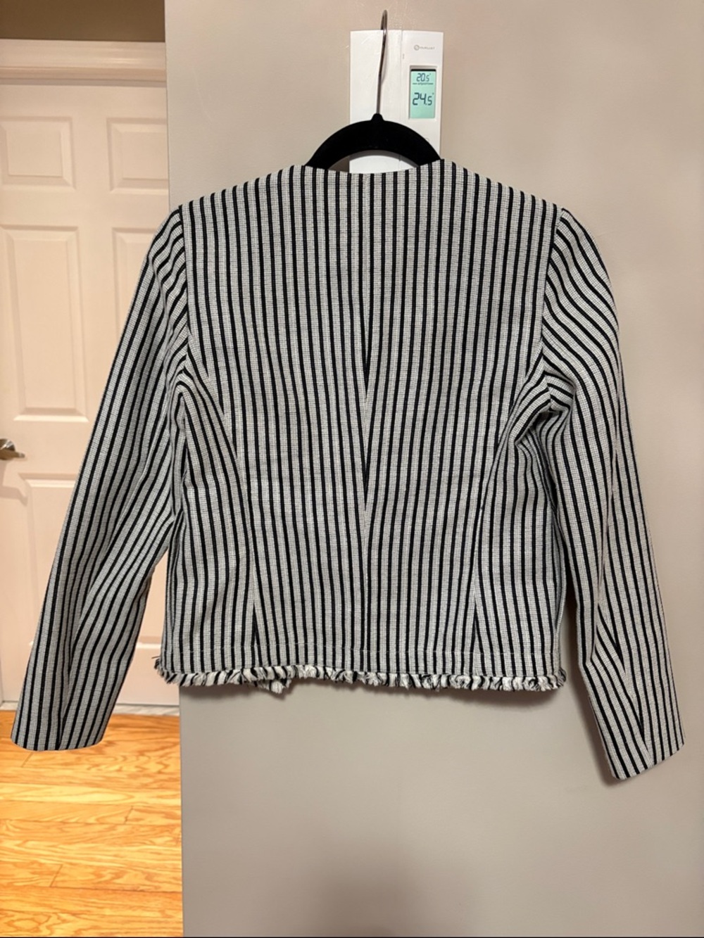 Hugo Boss Black and White Striped Collarless Blazer - Picture 13 of 14